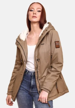 Marikoo Winterjassen Winterjas Bikoo Dames Lichtbruin -Marikoo 8840715e29dd95eecf34eb5745412a65 scaled