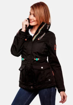 Marikoo Tussenjassen Tussenjas Babetaa Dames Zwart -Marikoo 996b116eb9ff318bfe13959d954e6921 scaled