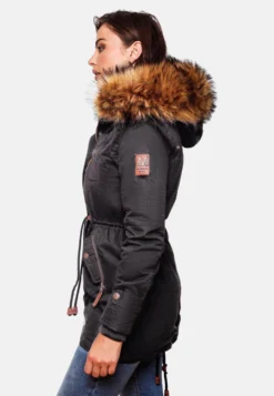 Marikoo Parkas Winterparka La Viva Dames Zwart -Marikoo ae43163166ca20f58aa079141787f394 scaled