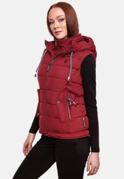 Marikoo Taisaa - Bodywarmer - Blood Red -Marikoo b9d432fdb3e74664b6b9b15a50e53413 scaled