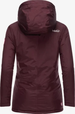 Marikoo Outdoor Jassen Functionele Jas Rabeaa Dames Bourgogne 7 Marikoo Outdoor Jassen Functionele Jas Rabeaa Dames Bourgogne -Marikoo d514d09d97511412a3a73f614303ef2e scaled