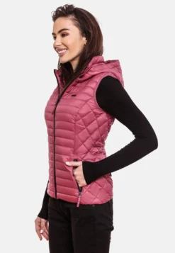 Marikoo Hasenpfote - Bodywarmer - Berry -Marikoo f5ae4739f1224802b47f768de53db8c8 scaled